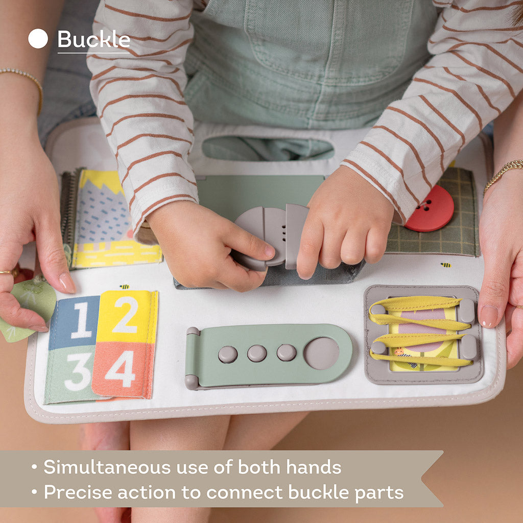 Taf toys Activity Buckles Board