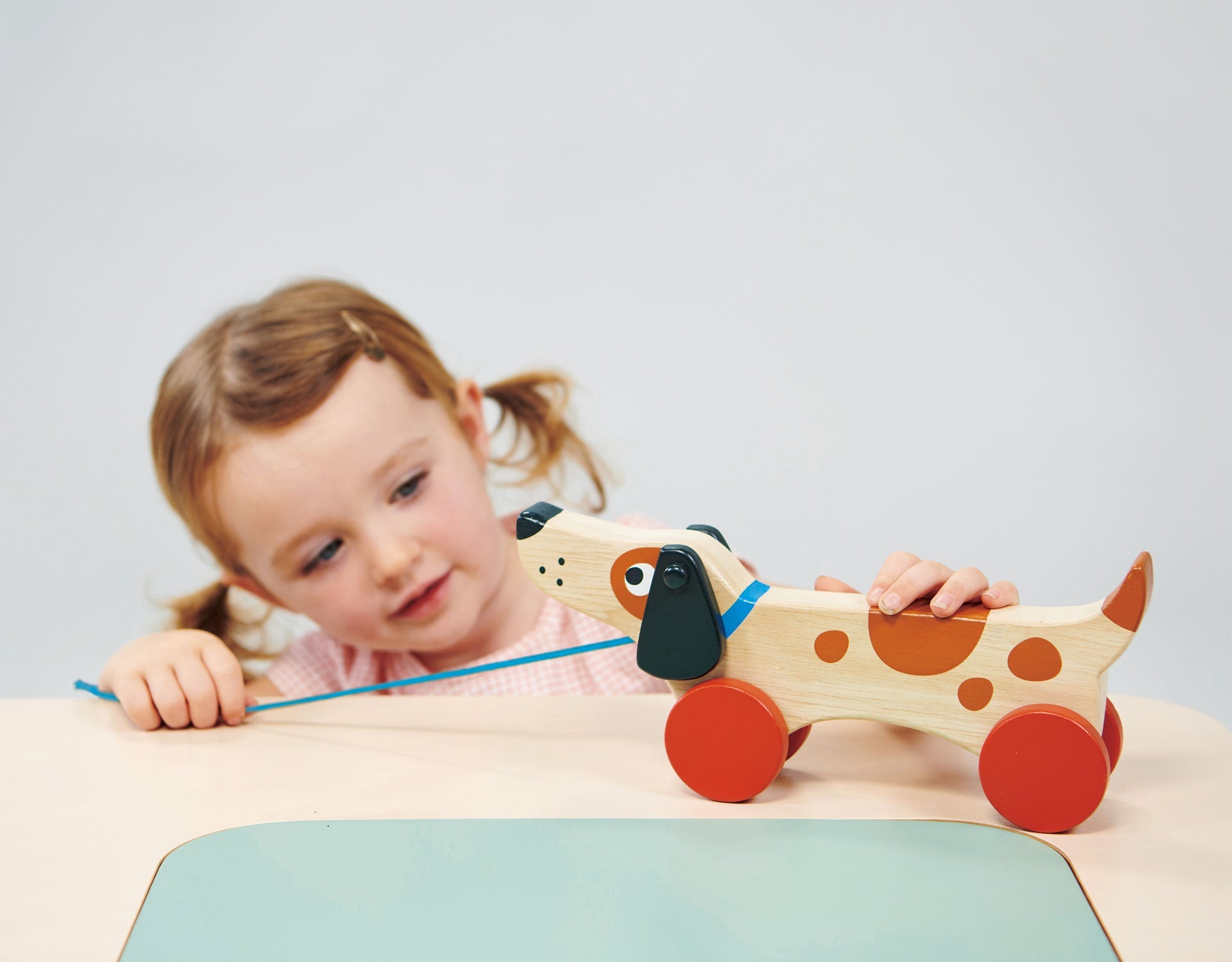 Mentari Toys Puppy On Wheels