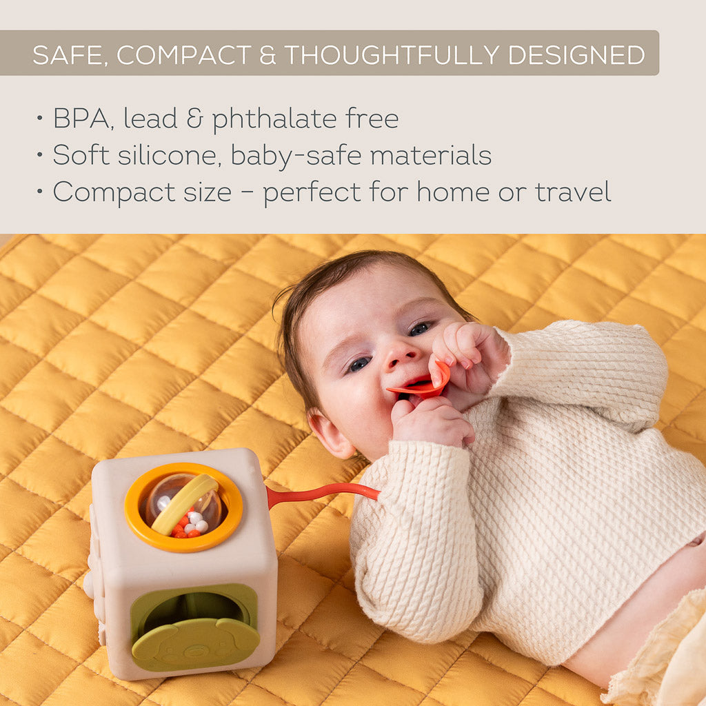 Taf Toys Peek & Play Cube