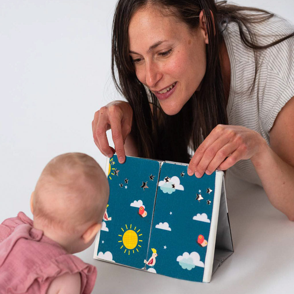 Taf Toys Tummy-Time Mirror Book